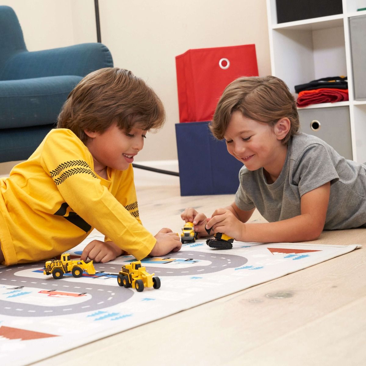 Buy Caterpillar Die Cast Metal 3pcs Pack (Sold Separately Subject to Availability) | Yallatoys.com