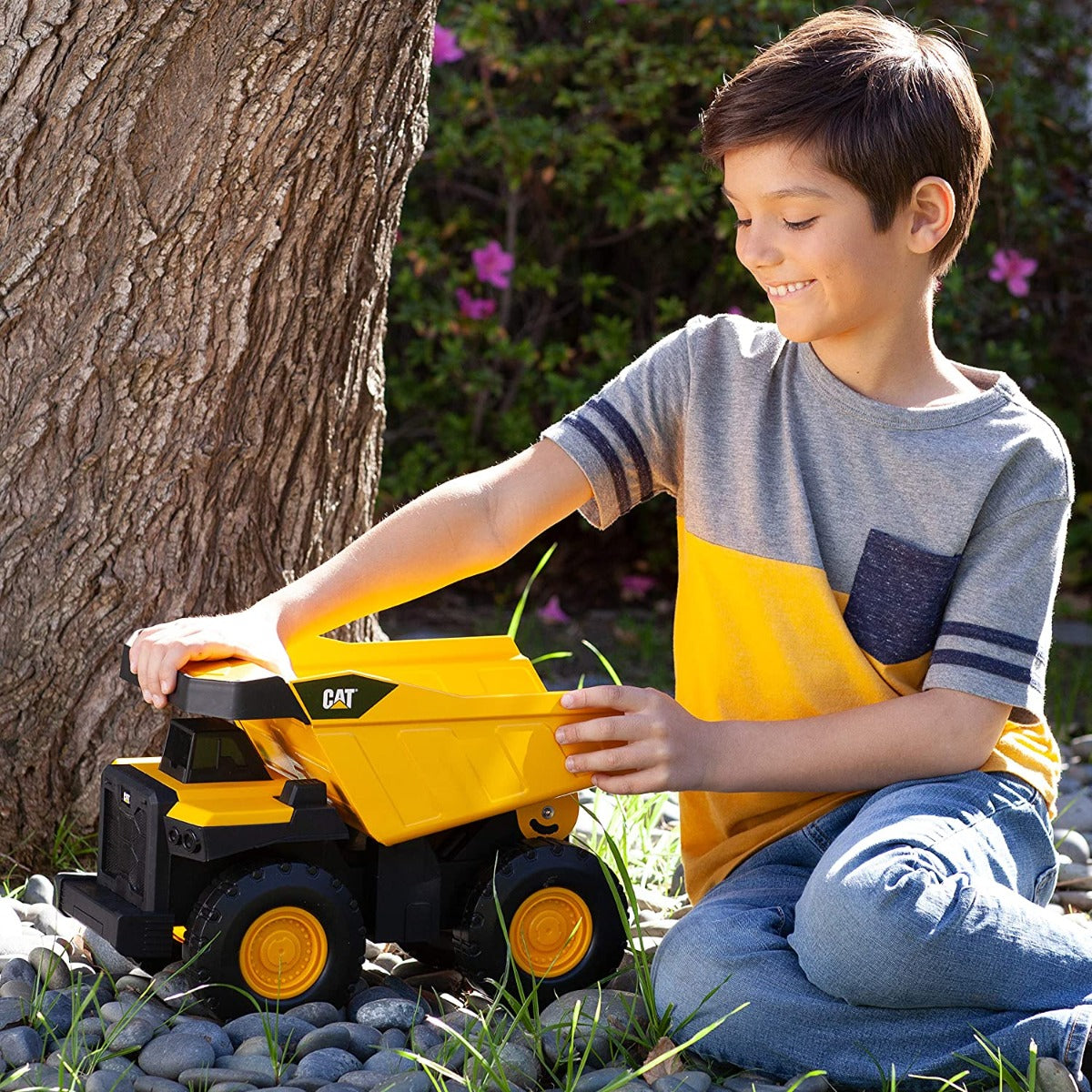 Buy Caterpillar Steel Dump Truck Yellow | Yallatoys.com