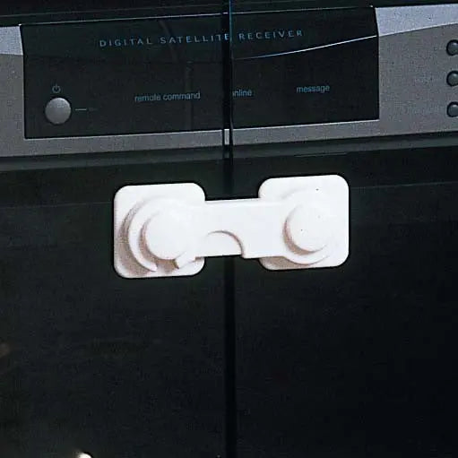 Clippasafe Glass Cabinet Lock Clippasafe Yallatoys