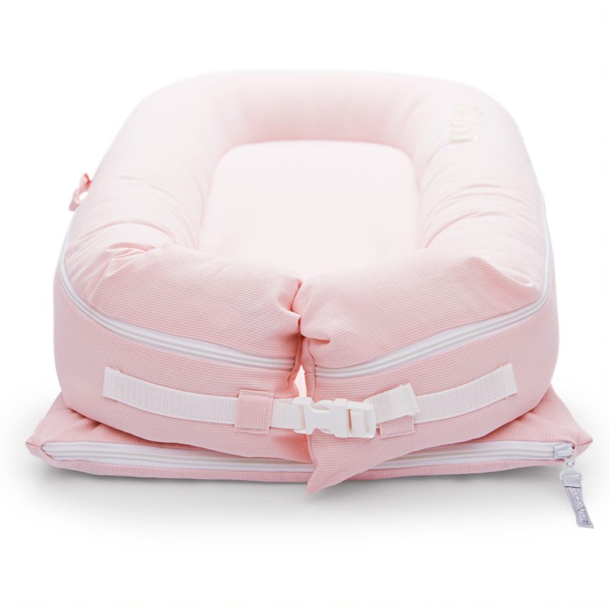 DockATot Deluxe Dock Strawberry Cream Bed in Bed DockATot Yallatoys