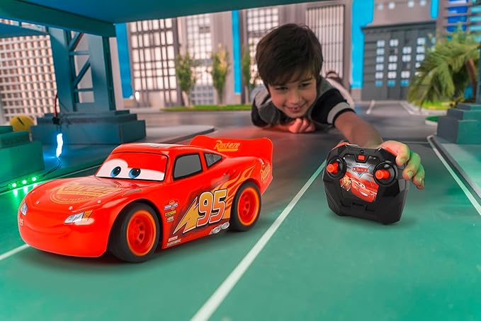 Buy Dickie Cars 3 Lightning McQueen Turbo Racer | Yallatoys.com
