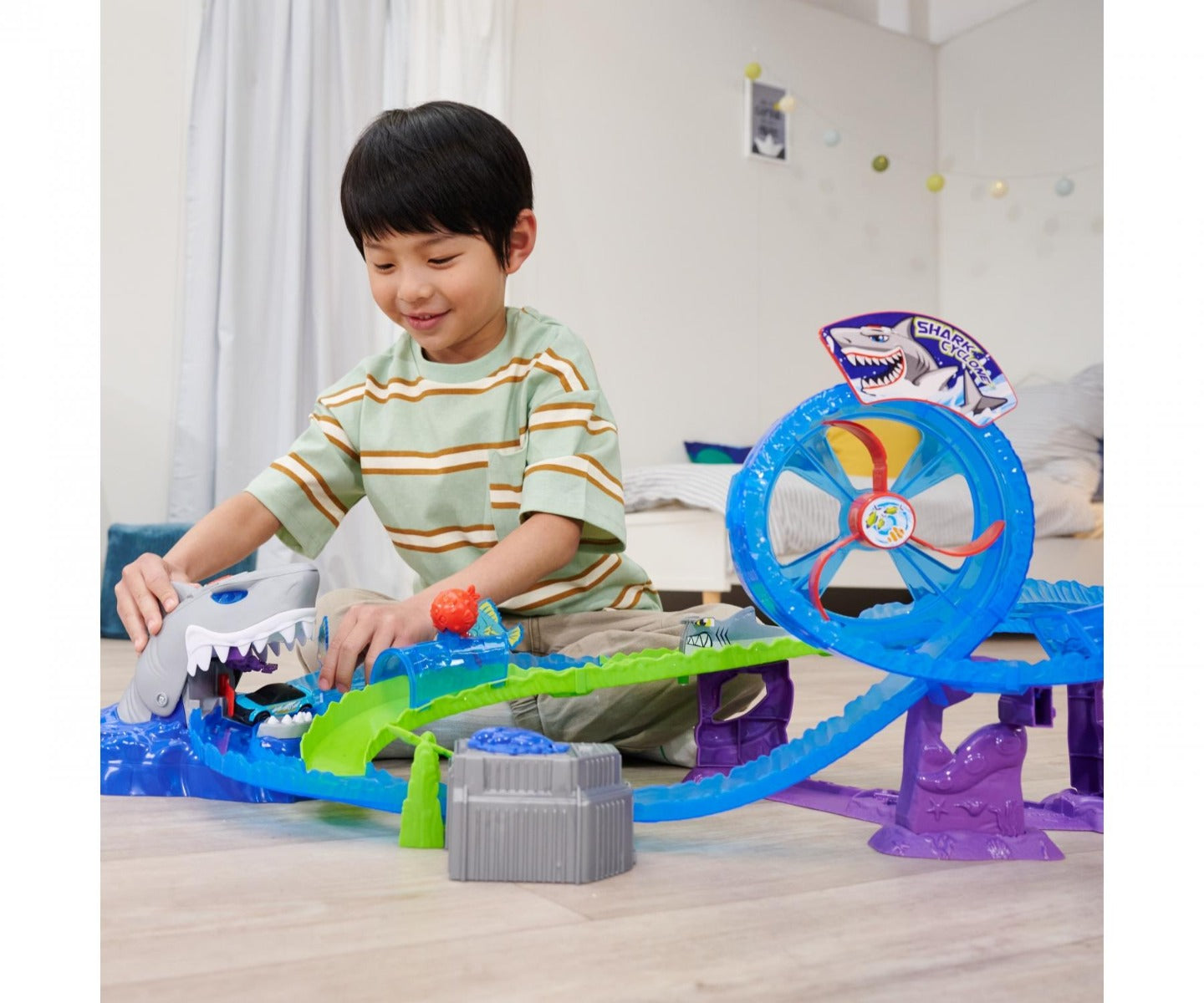 Buy Dickie Toys White Shark Car Race Track | Yallatoys.com