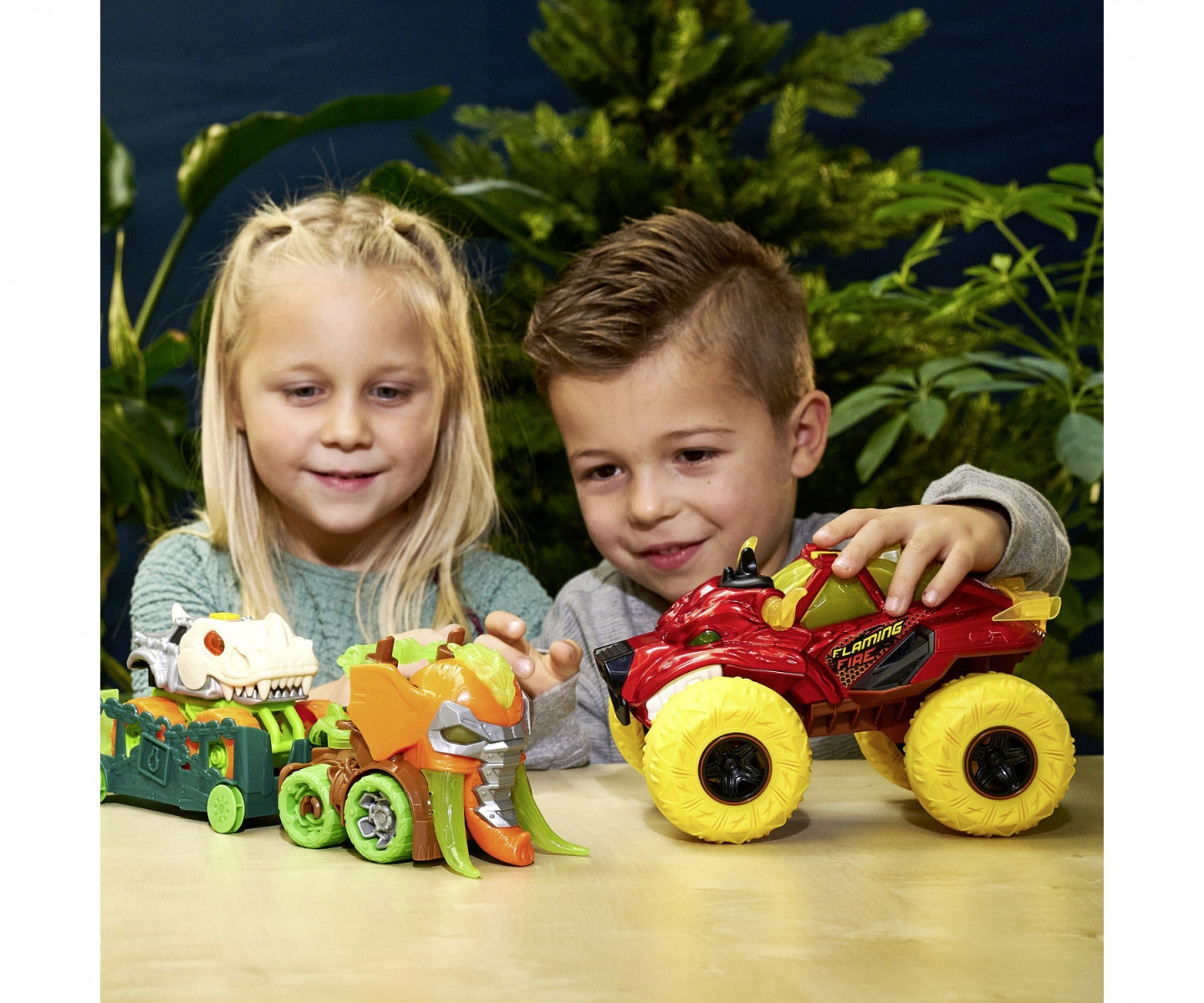 Buy Dickie Flaming Fire Monster Playset | Yallatoys.com