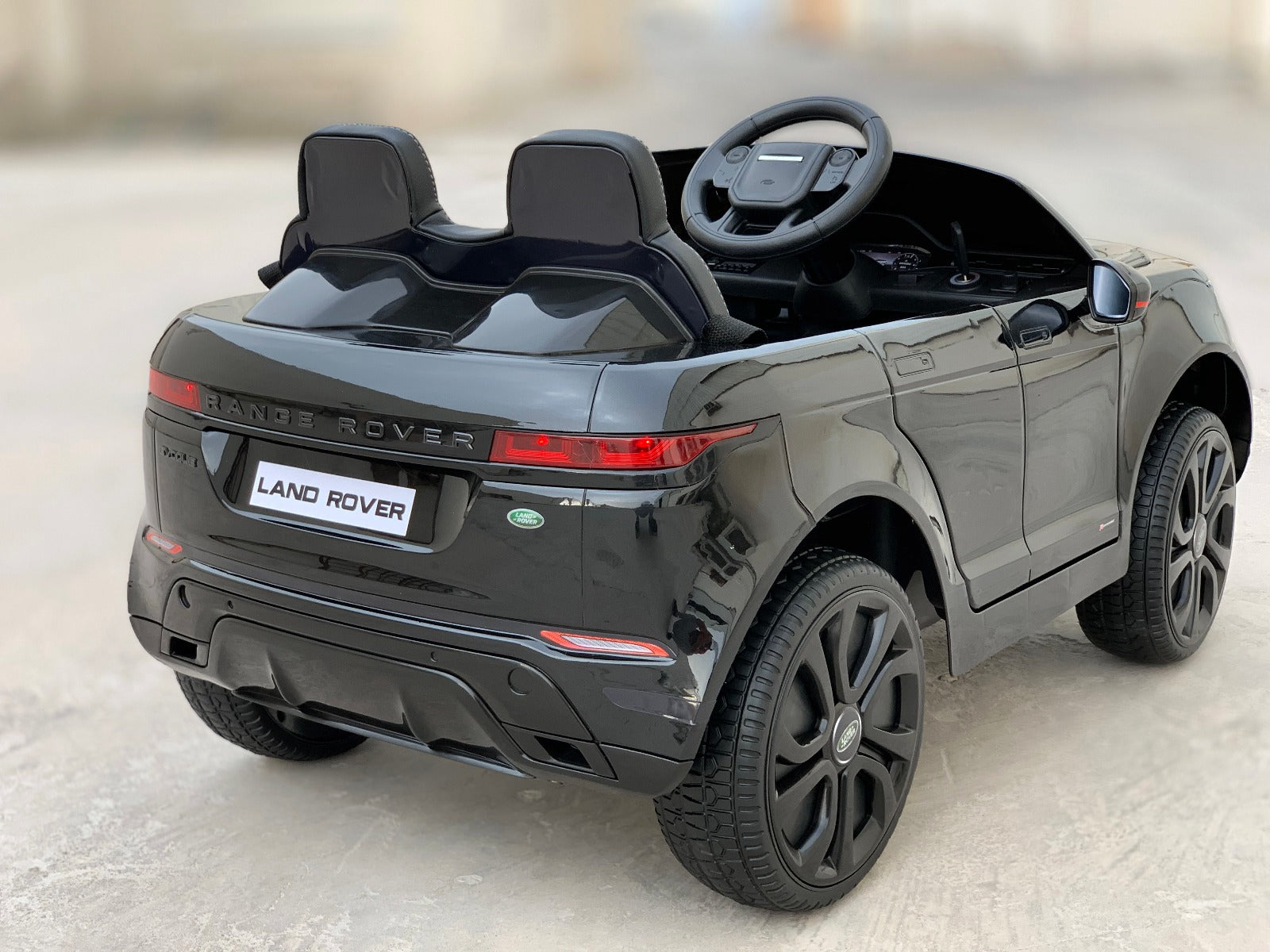 Buy LAND ROVER EVOQUE | Yallatoys.com