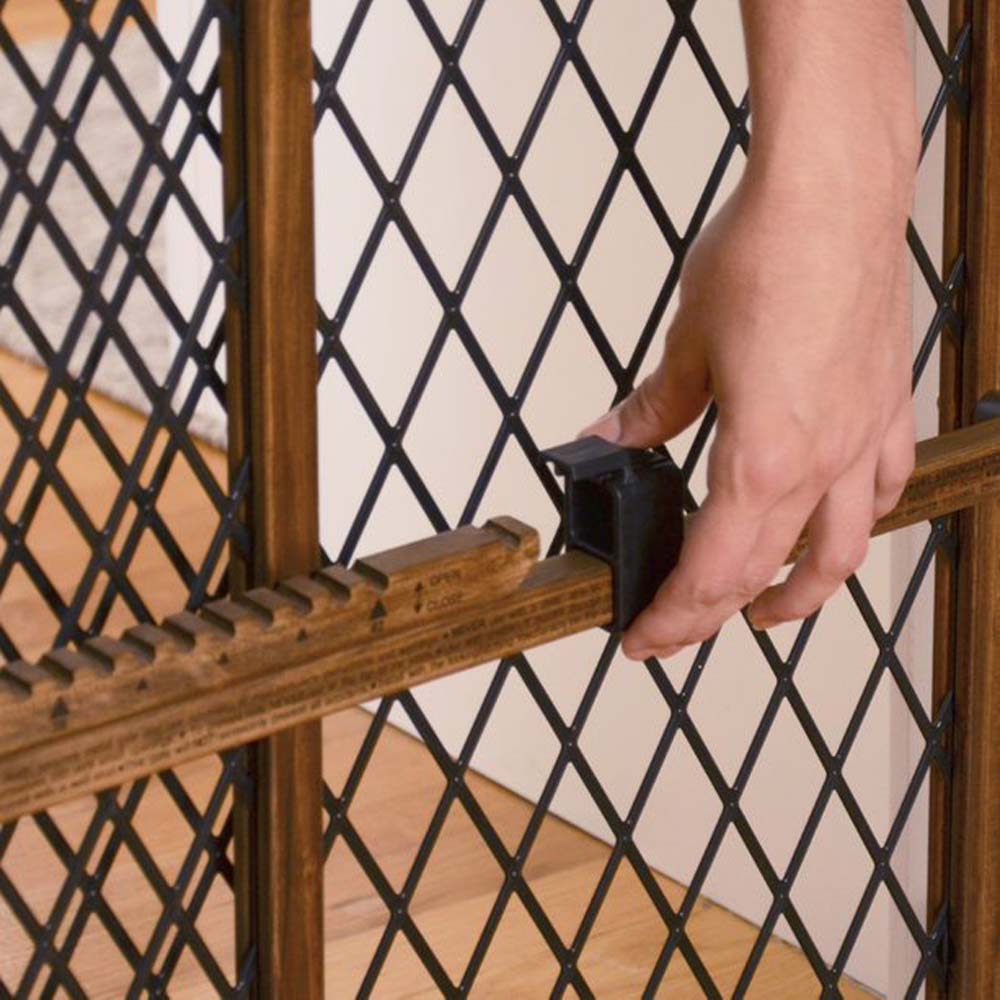 Evenflo Position & Lock Pressure Mount Baby Gate 6M 24M Evenflo Yallatoys