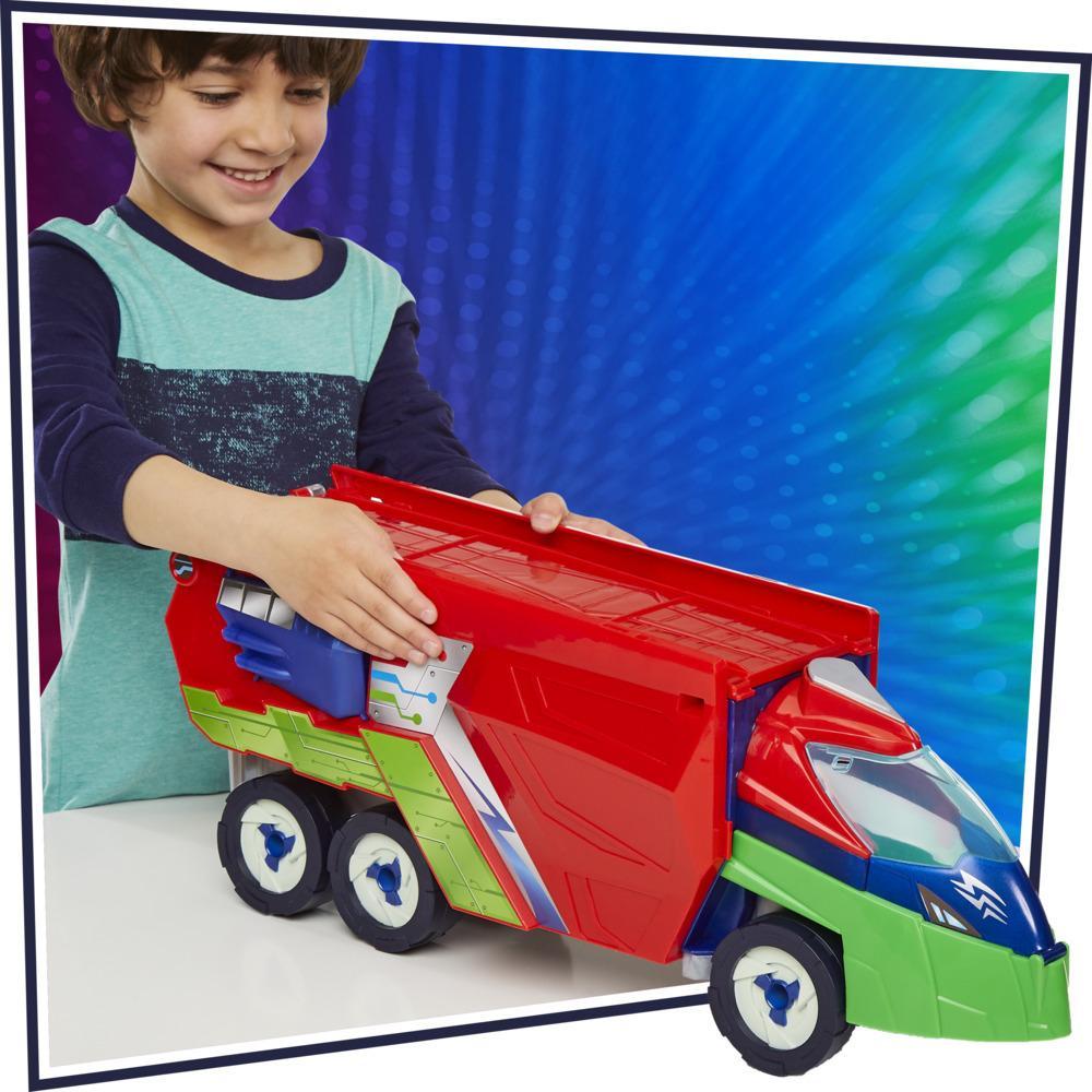 Buy PJ Masks PJ Launching Seeker Transforming PJ Seeker Vehicle Playset | Yallatoys.com
