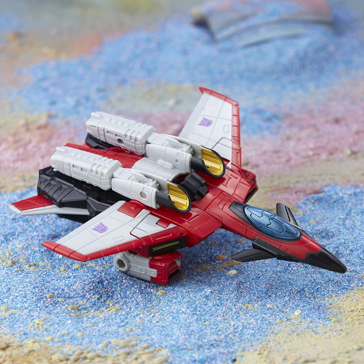 Buy Transformers Generations Legacy Voyager Armada Universe Starscream Action Figure | Yallatoys.com