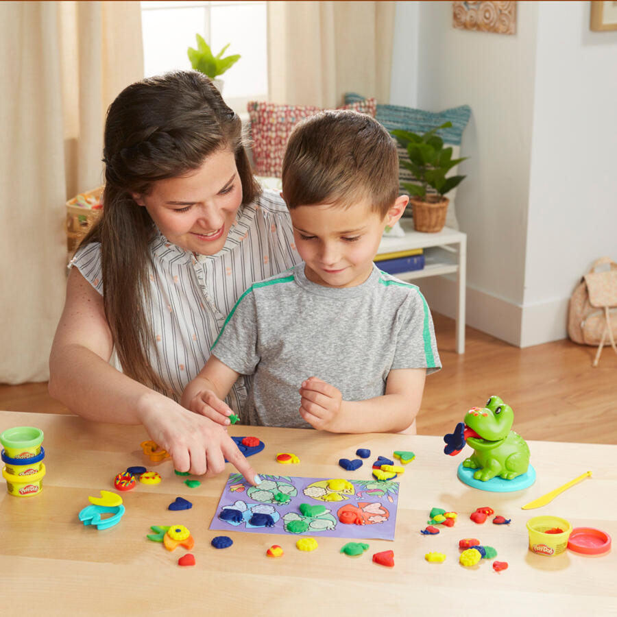 Buy Play Doh Frog N Colours Starter Set with Playmat | Yallatoys.com