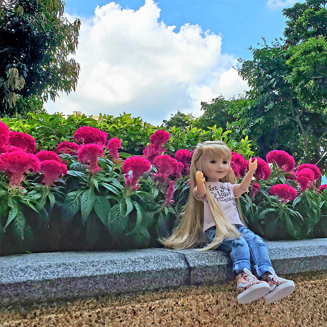 Buy Ruby Red Fashion Friends Let Your Light Shine Sara 14.5inch Doll | Yallatoys.com