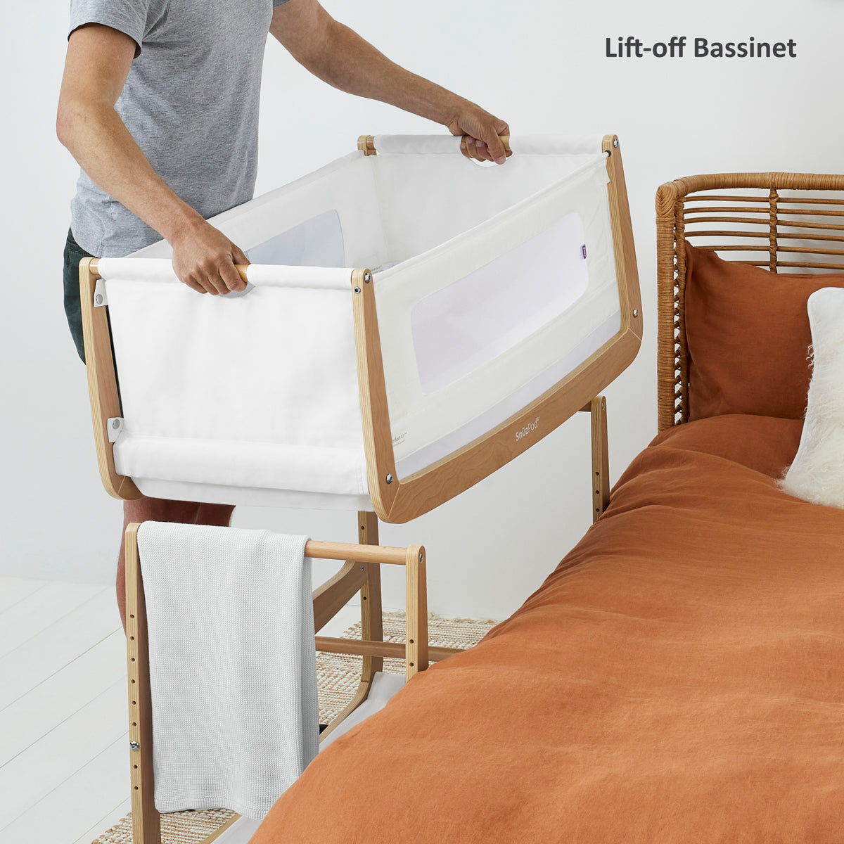Snuz  Pod4 Bedside Crib Natural Snuz Yallatoys