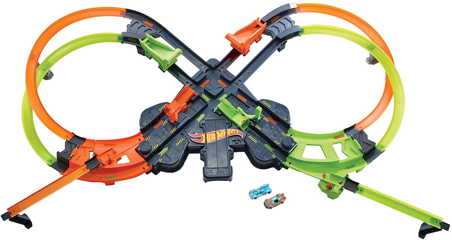 Buy Hot Wheels Colossal Crash Track Set | Yallatoys.com