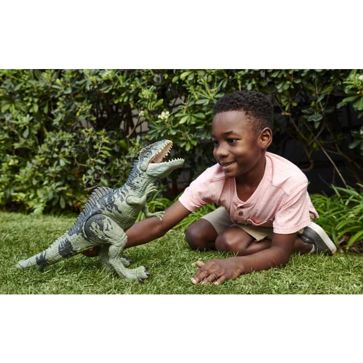 Buy Jurassic World Dominion Dinosaur Figure Strike N Roar Giganotosaurus | Yallatoys.com