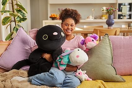Buy Hug A Lumps Medium S2 Assorted (Sold Separately Subjected to Availability) | Yallatoys.com