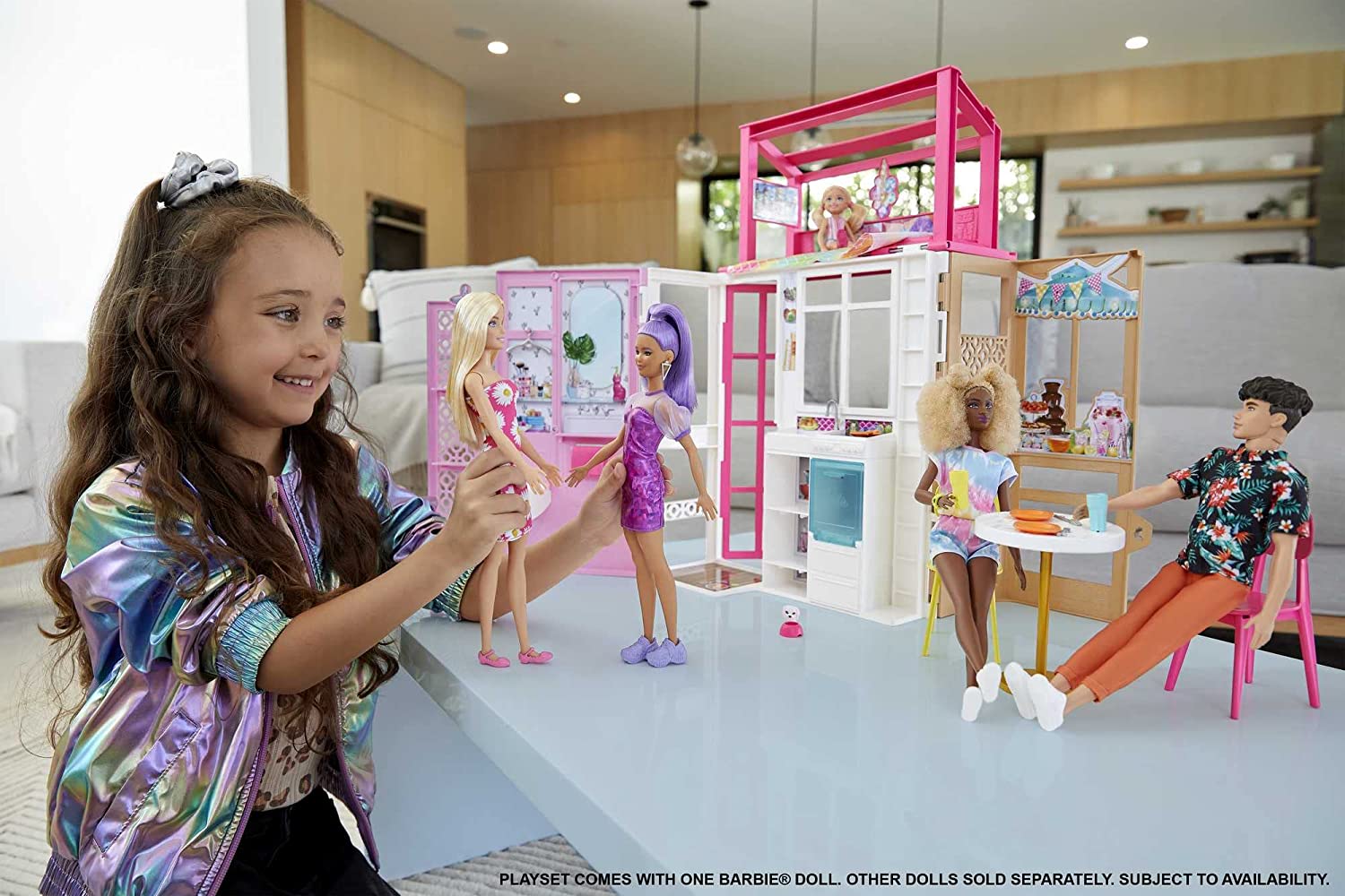 Buy Barbie Vacation House Playset with 1 Doll | Yallatoys.com