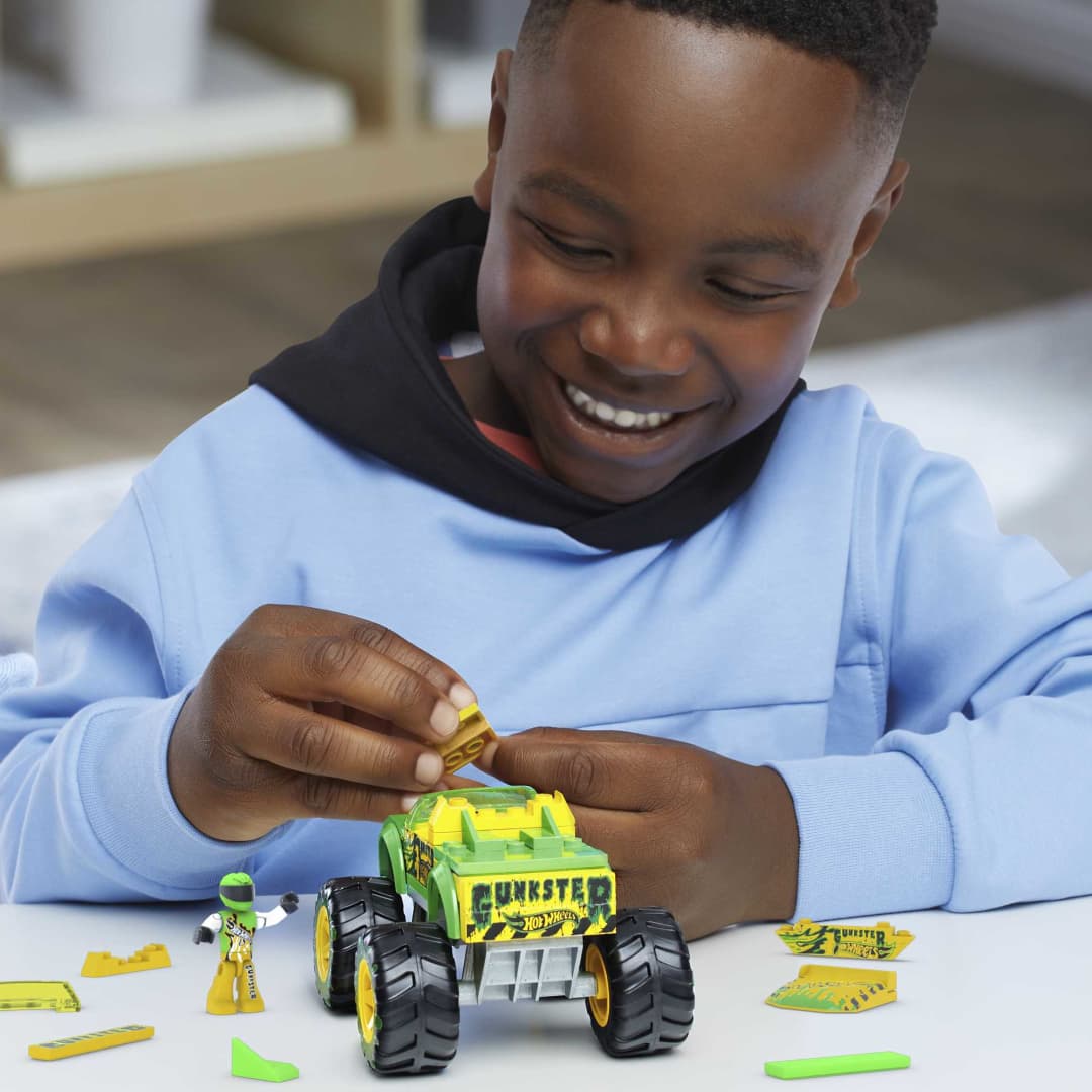 Buy Hot Wheels Mega Construx Gunkster Monster Truck Building Set | Yallatoys.com