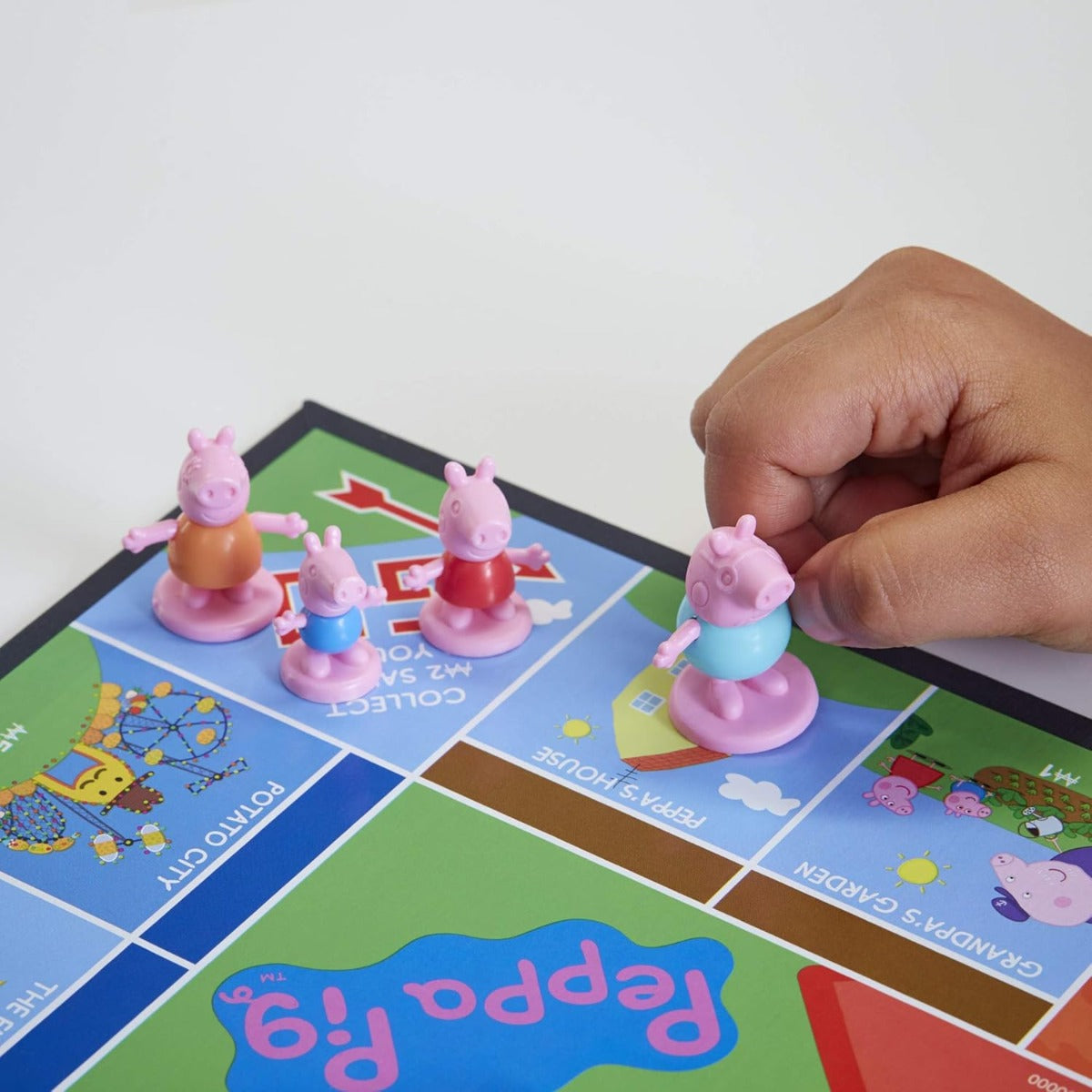 Buy Hasbro Gaming Monopoly Junior Peppa Pig Edition | Yallatoys.com