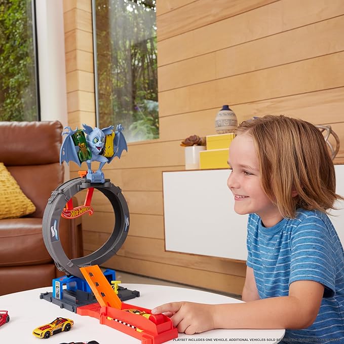 Buy Hot Wheels City Nemesis Bat Vs Tire Shop Playset | Yallatoys.com
