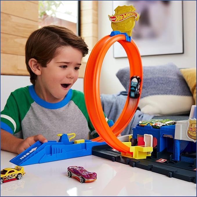 Buy Hot Wheels Toy Car Track Set Super Police | Yallatoys.com