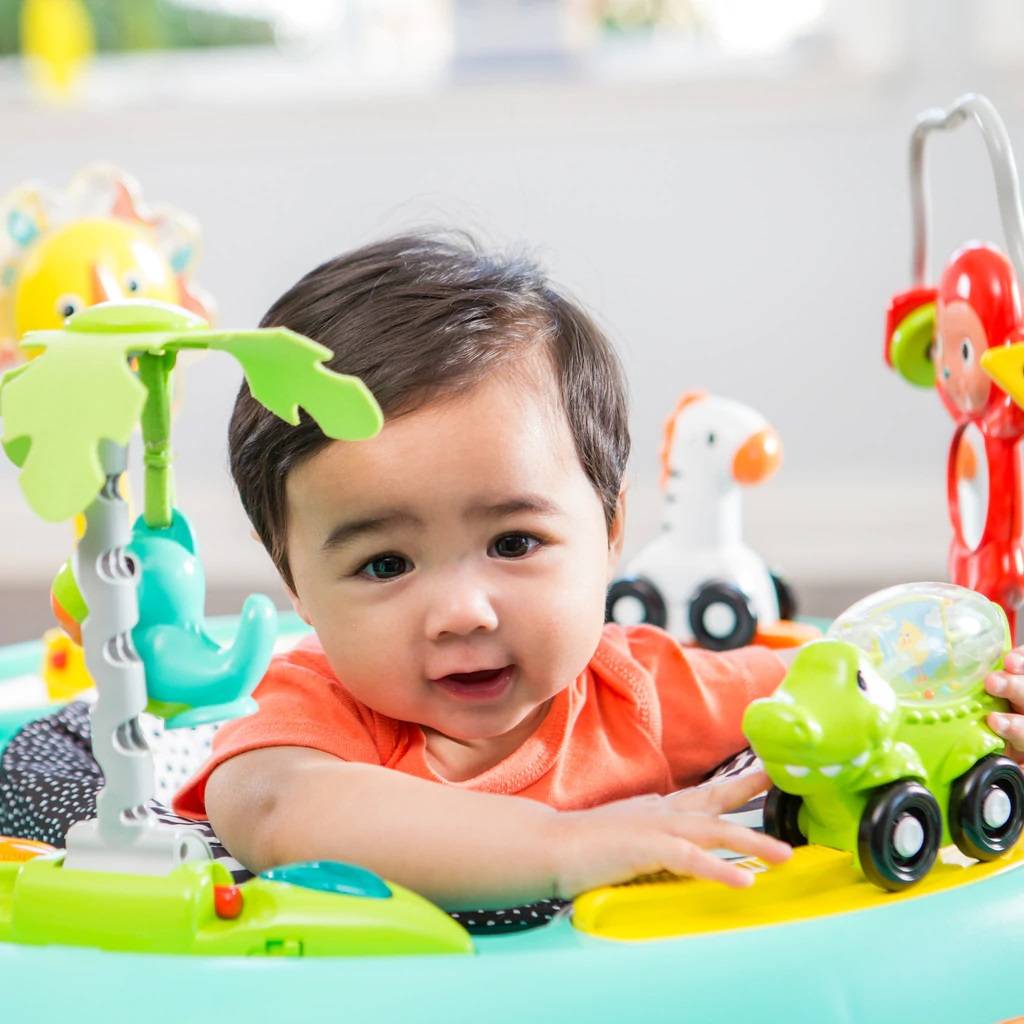 Buy Infantino Sit Spin & Stand Entertainer 360 Seat & Activity Table | Yallatoys.com