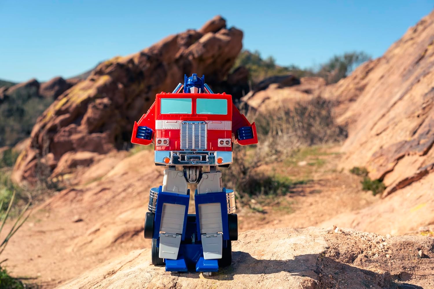 Buy Jada Transforming Remote Control Optimus Prime | Yallatoys.com