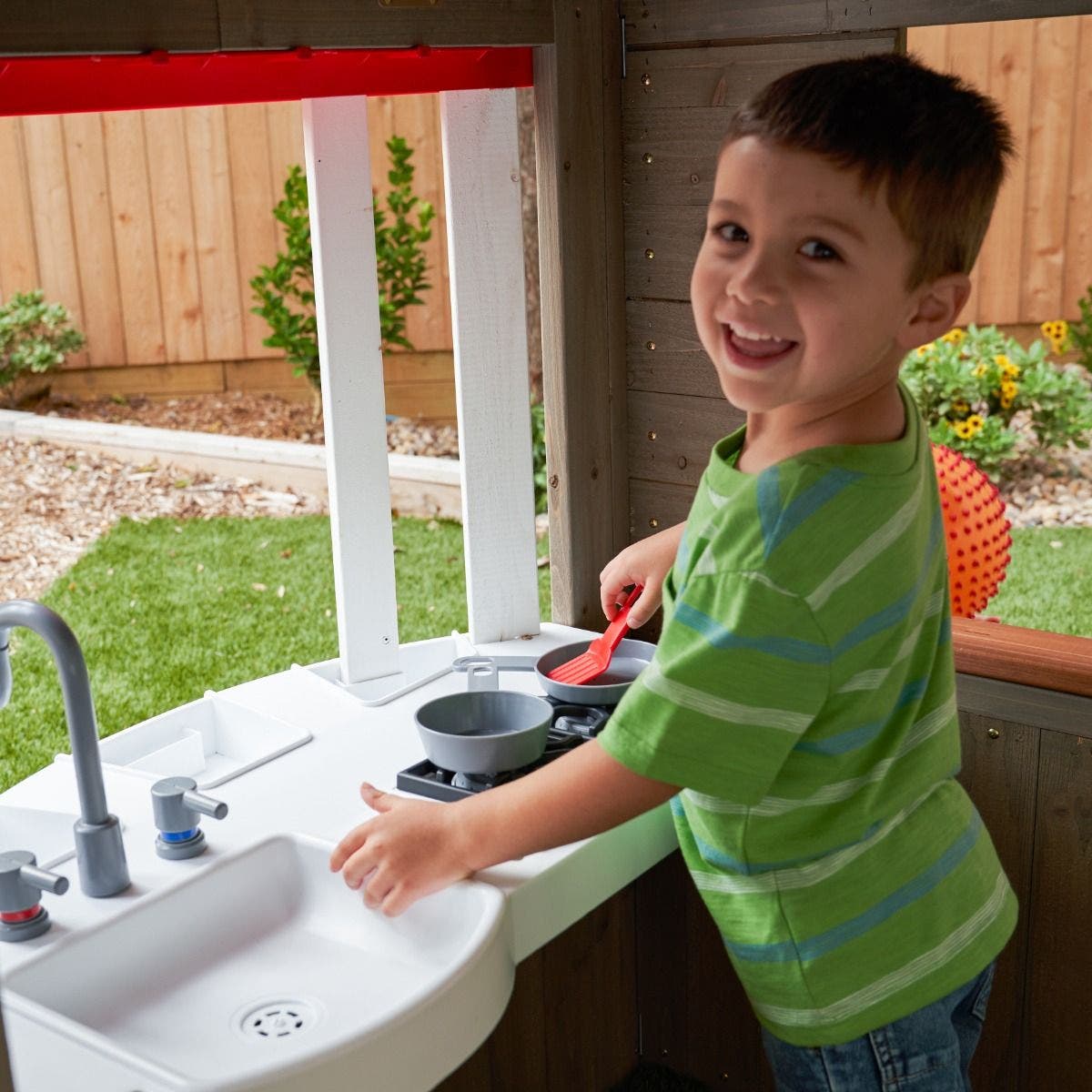 Buy Kidkraft Country Vista Playhouse | Yallatoys.com