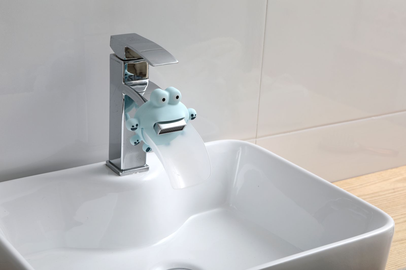Little Angel Faucet Tap Extender For Toddlers Blue Little Angel Yallatoys