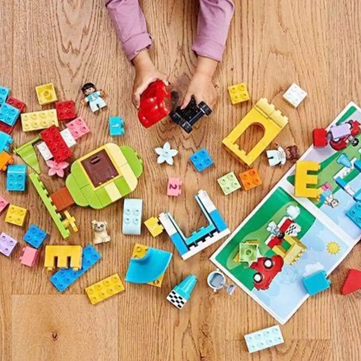 Buy Lego Duplo Classic Deluxe Brick Set With Storage Box  | Yallatoys.com