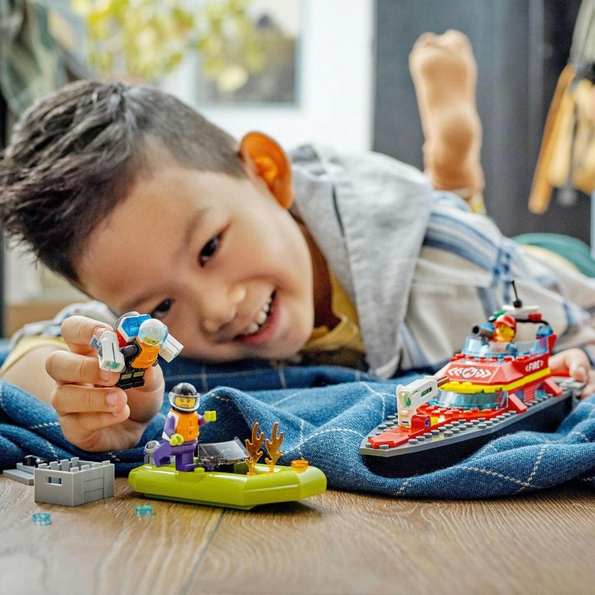 Buy Lego Fire Rescue Boat 60373 with 144pcs | Yallatoys.com