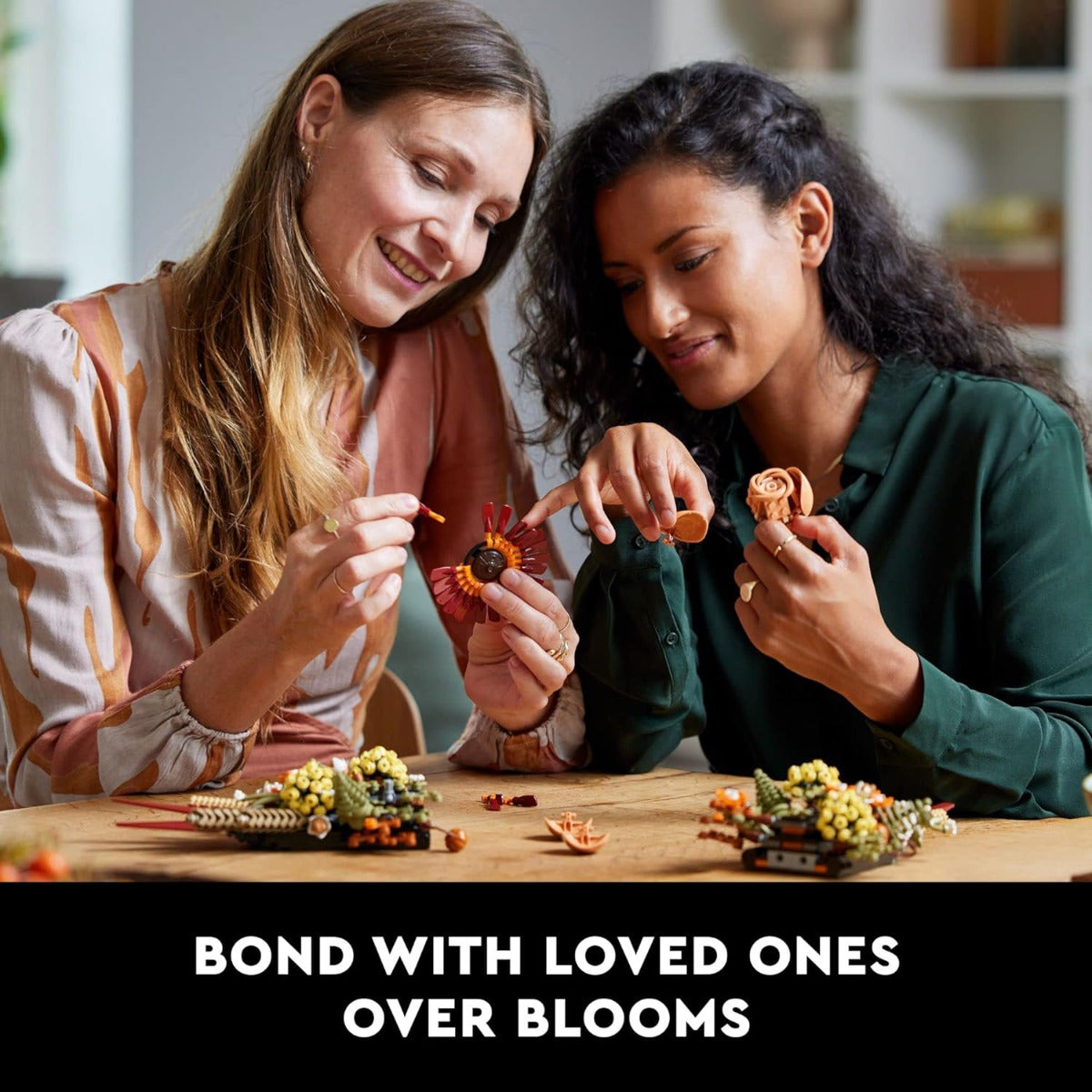 Buy Lego Icons Dried Flower Centerpiece 10314 with 812pcs | Yallatoys.com
