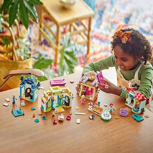 Buy Lego Disney Princess Market Adventure 43246 with 841pcs | Yallatoys.com