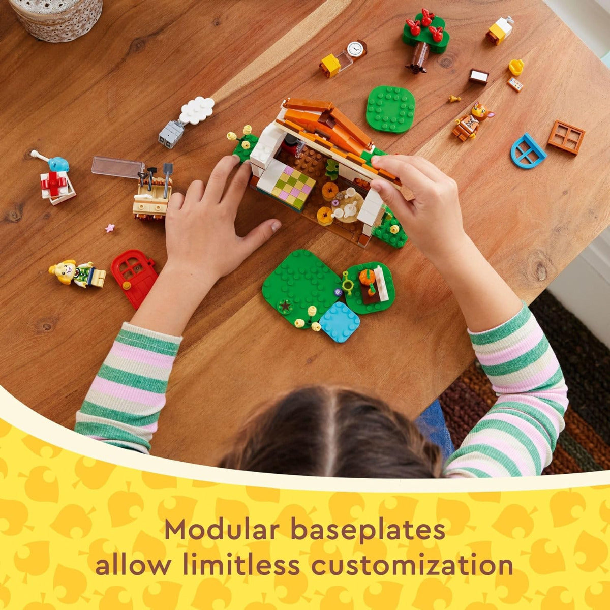 Buy Lego Animal Crossing Isabelles House Visit 77049 with 389pcs | Yallatoys.com