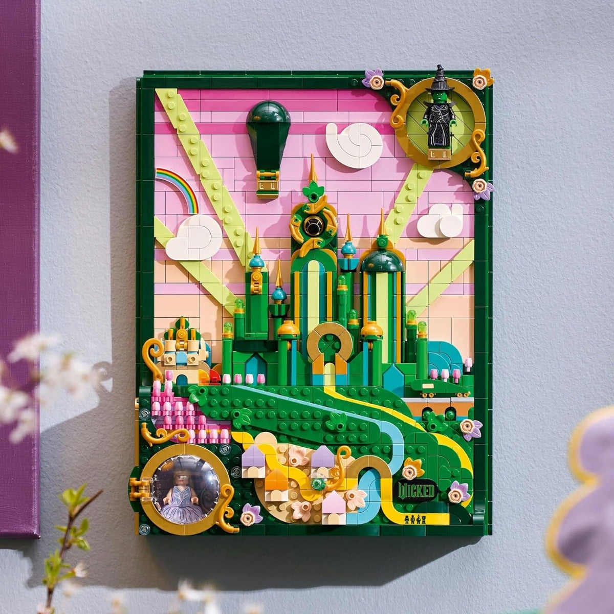 Buy Lego 75685 Wicked Emerald City Wall Art 1518Pcs | Yallatoys.com