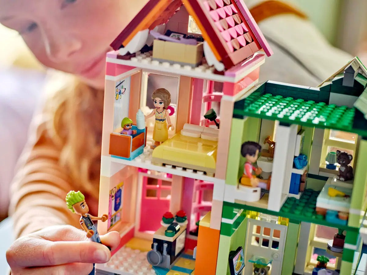 Buy Lego Heartlake City Apartments and Stores 42670 with 2040pcs | Yallatoys.com