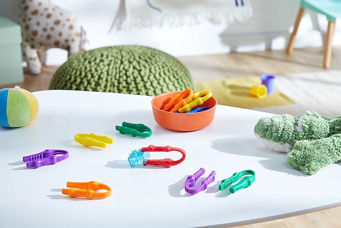 Buy Learning Resources Gator Grabber Tweezers | Yallatoys.com