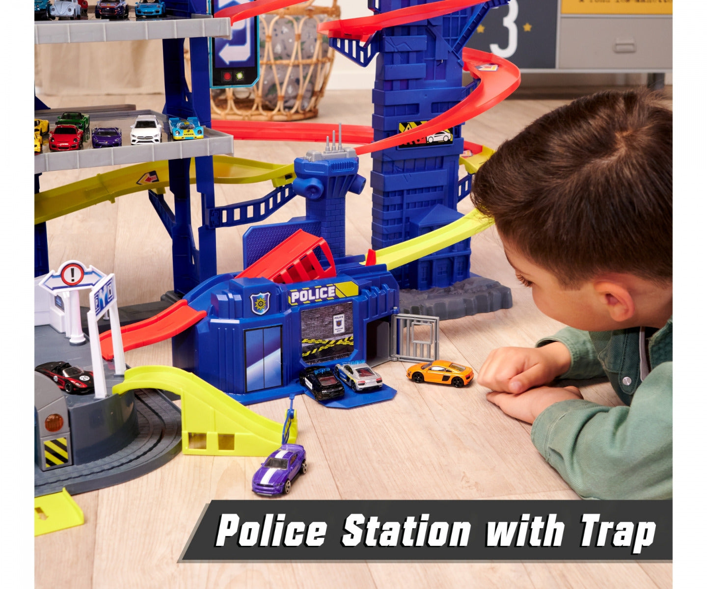 Buy Majorette Super Chase Centre 5 Level Car Parking Garage with Chase | Yallatoys.com