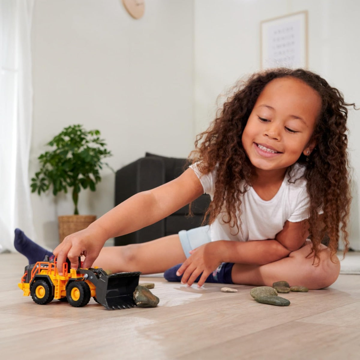 Buy Majorette Volvo Wheel Loader | Yallatoys.com