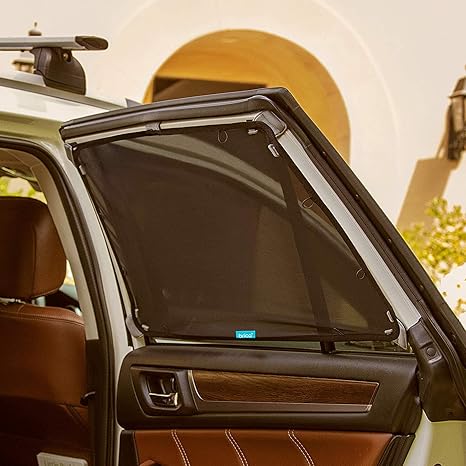 Munchkin Magnetic Stretch To Fit Sun Shade Grey