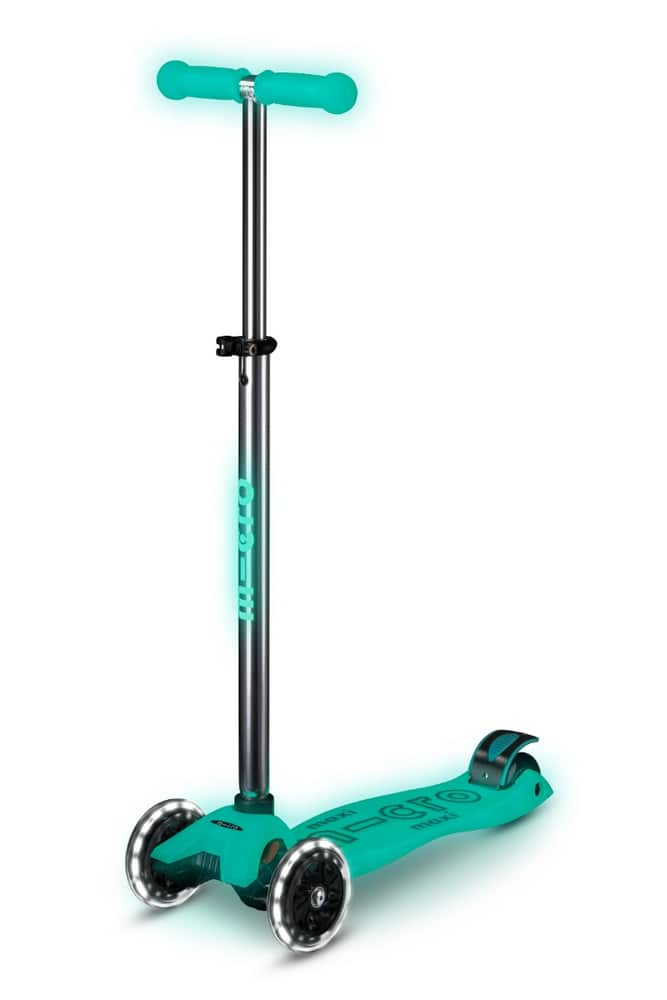 Buy Micro Maxi Deluxe Glow LED Jelly 3 Wheels Scooter Green | Yallatoys.com