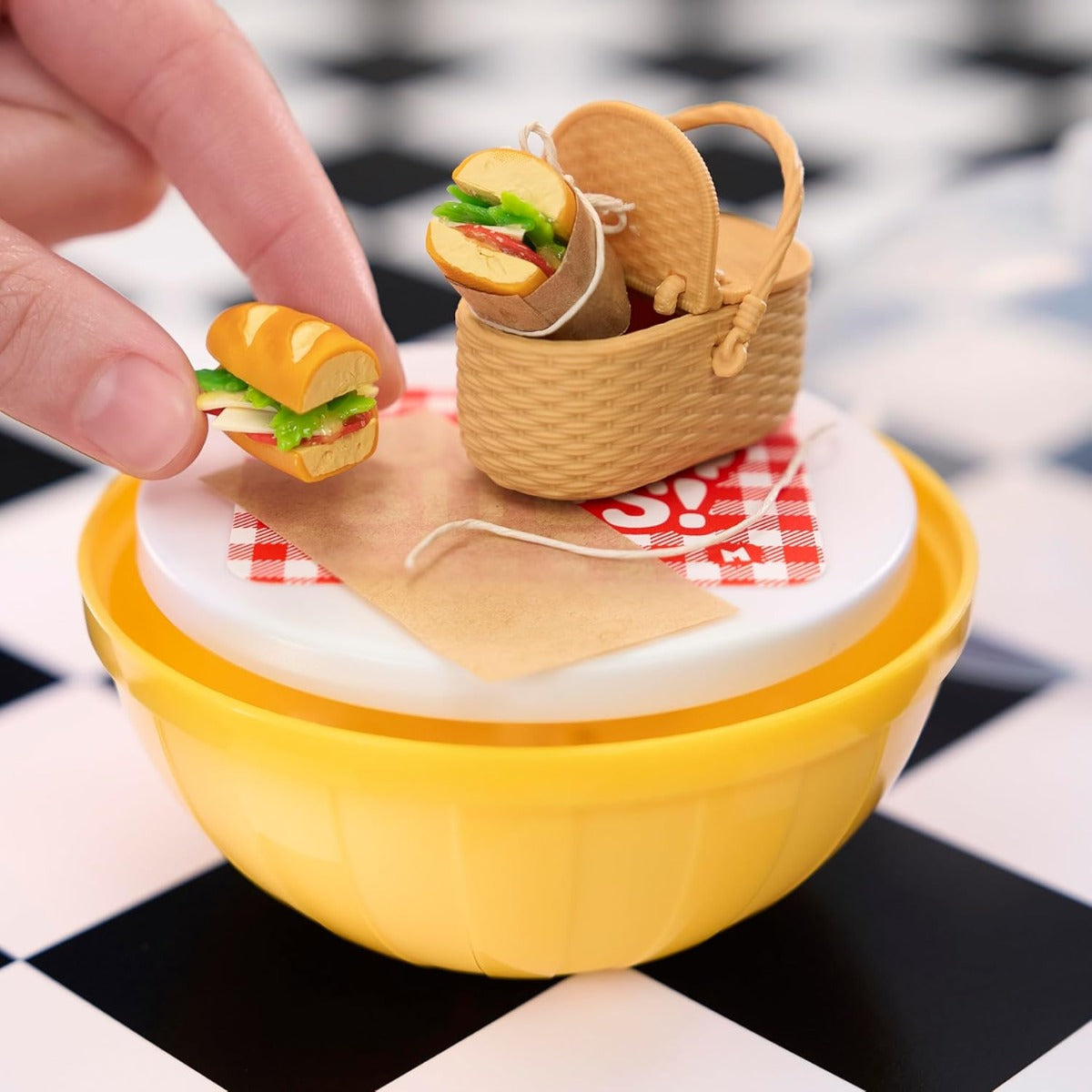Buy Miniverse Make It Mini Diner Series 4 | Yallatoys.com