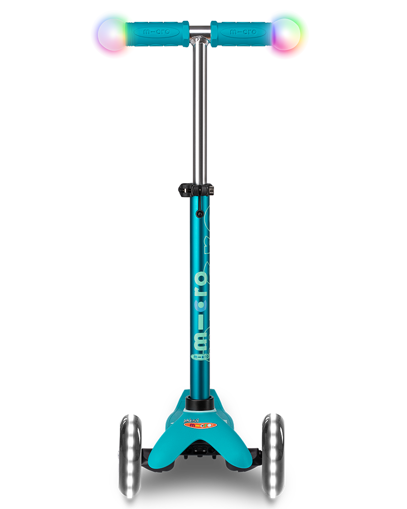 Buy Micro Mini Deluxe Magic Aqua Scooter | Yallatoys.com