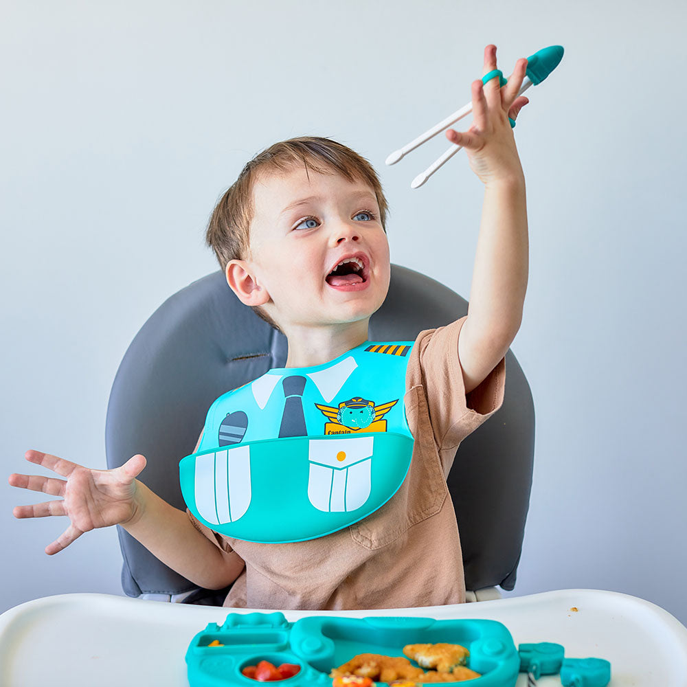 Marcus N Marcus  Wide Coverage Silicone Bib Little Pilot Olie Marcus & Marcus Yallatoys
