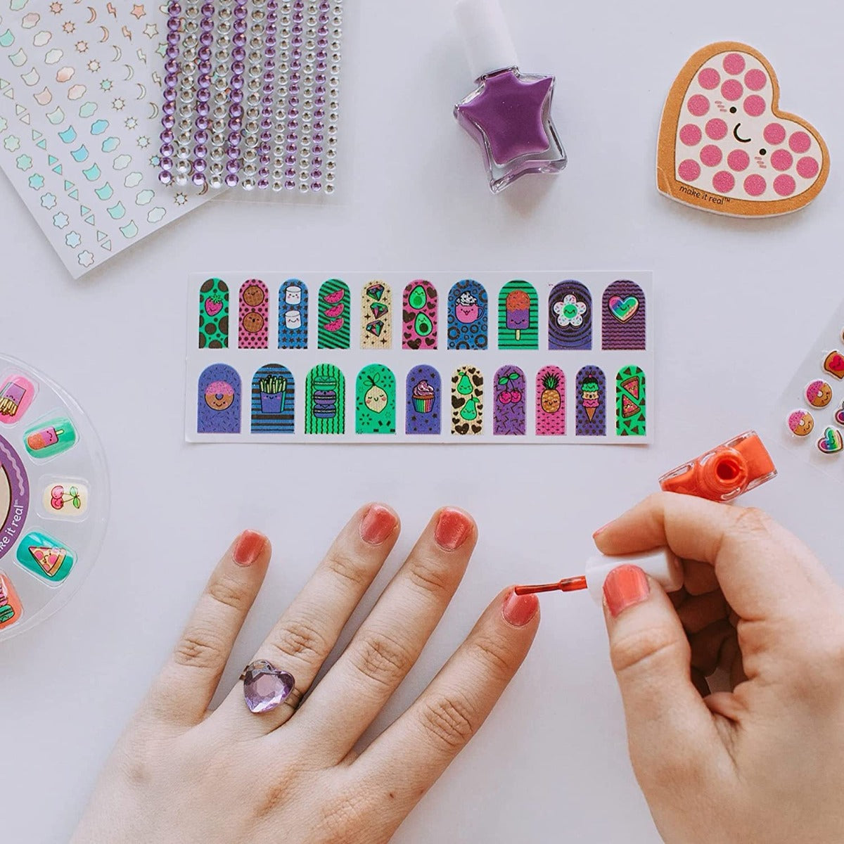 Buy Make It Real Glitter Girls Nail Party | Yallatoys.com