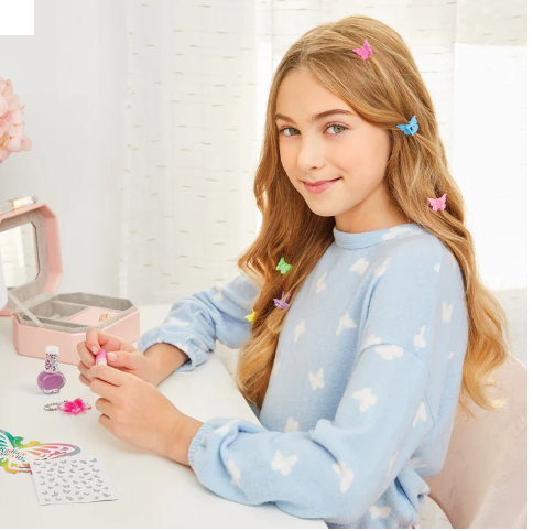 Buy Make It Real Butterfly Dreams Cosmetic Set | Yallatoys.com