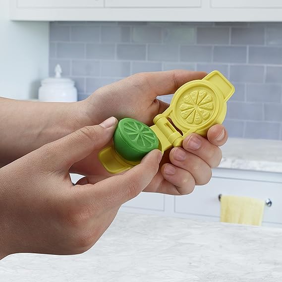 Buy Play Doh Juice Squeezin Playset | Yallatoys.com