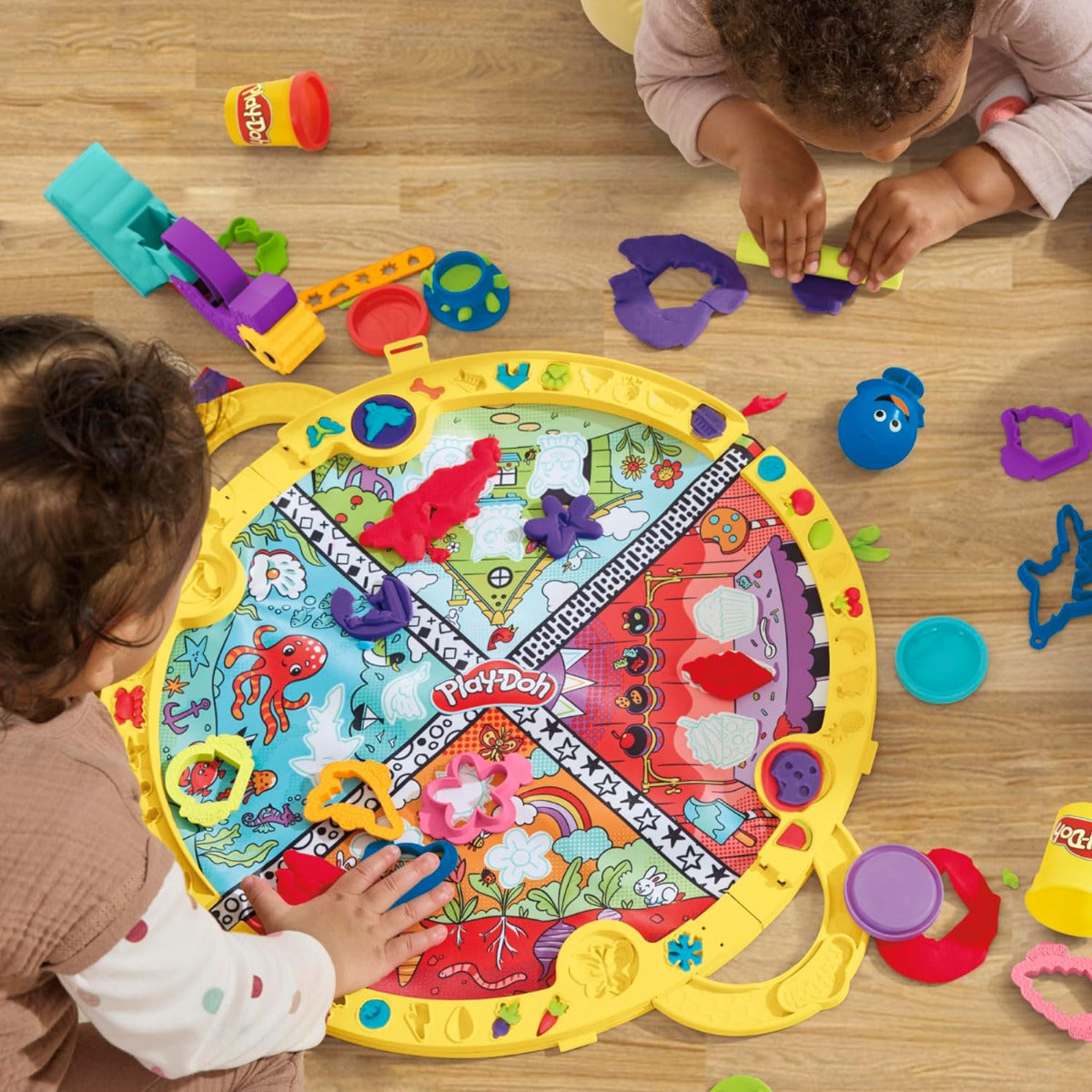 Buy Play-Doh Fold and Go Playmat Starter Set | Yallatoys.com