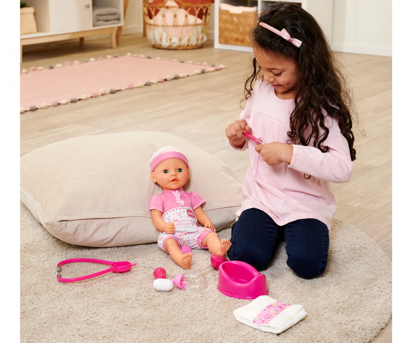 Buy Simba New Born Baby Baby with Doctor Accessories | Yallatoys.com