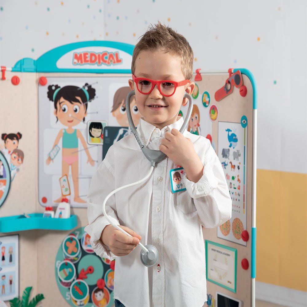 Buy Smoby Doctor Office With 65 Accessories | Yallatoys.com