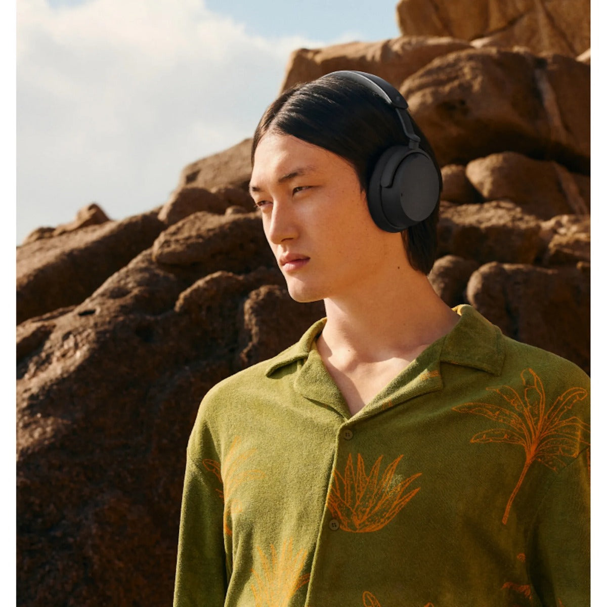 Buy Sennheiser Accentum Wireless Headset Black with Noise Cancelling | Yallatoys.com