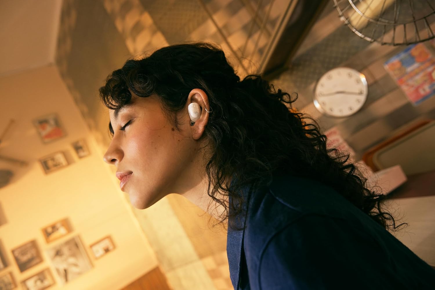 Buy Sennheiser Accentum True Wireless Earbus White | Yallatoys.com
