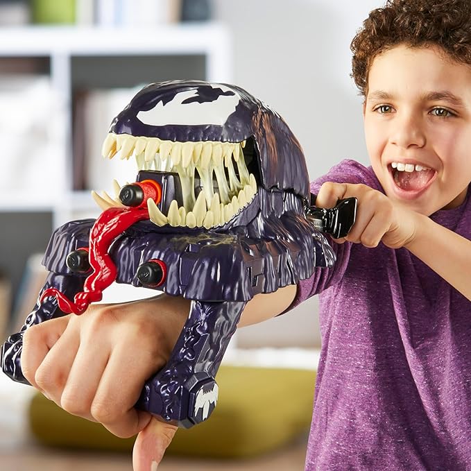 Buy Marvel Spider Man VenomVersus Marvels Venom Strike Blaster | Yallatoys.com
